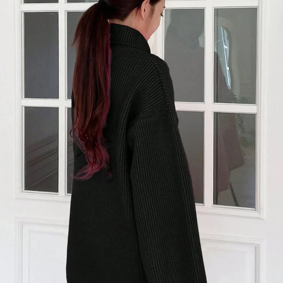 Black Casual Women's High Neck Drop Shoulder Sleeve Sweater - Picture 3 of 5